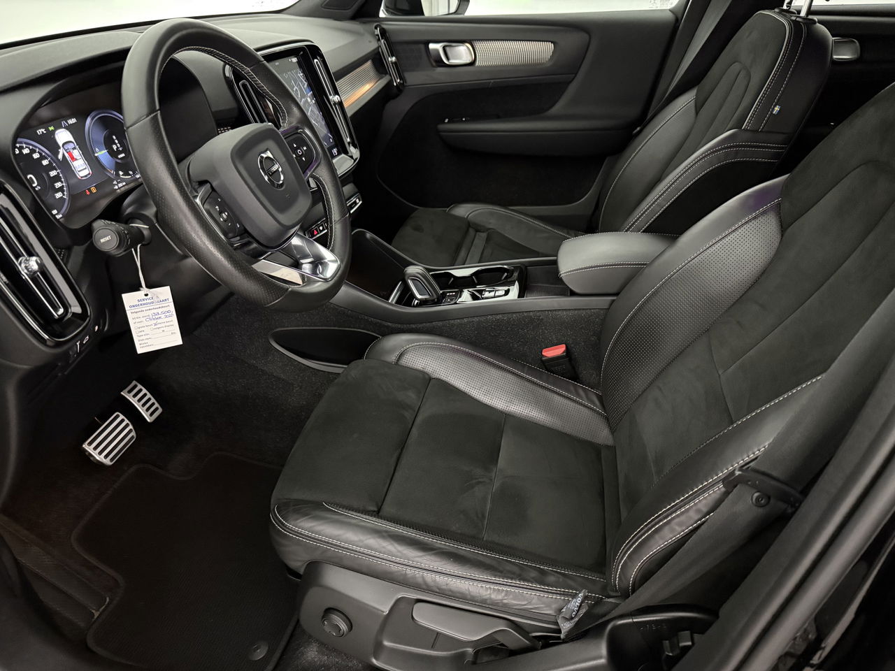 Volvo XC40 1.5 T5 PHEV 262PK Inscription | Pano | 360° | Sfeerverl. | Virtual | Adaptive Cruise | LED | Carplay