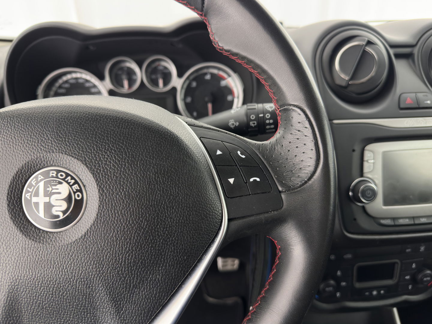Alfa Romeo MiTo 1.3 JTDm ECO Super *NAVI-FULLMAP | COMFORT-SEATS | AIRCO | PDC | CRUISE | 17''ALU*
