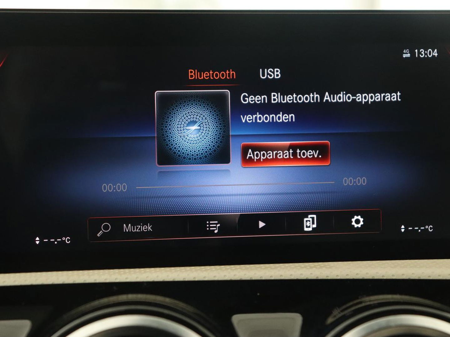 Mercedes-Benz A-Klasse 250e Business Solution Luxury | Panoramadak | Leder | Stoelverwarming | Memory | Keyless | Carplay | Sfeerverlichting | PHEV | Plug In