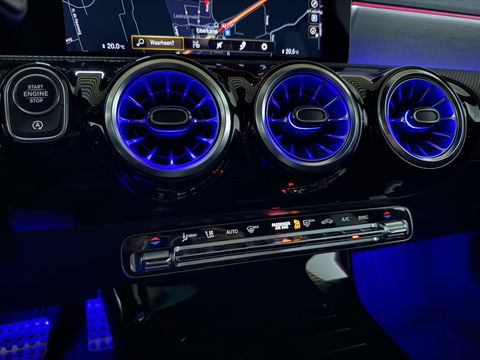 Mercedes-Benz CLA AMG Pano Sfeer CarPlay Memory NAP
