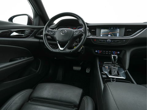 Opel Insignia Sports Tourer 2.0 CDTI Business Executive (INCL-BTW) Aut.*LUXURY-LEATHER | FULL-LED | NAVI-FULLMAP | BLIND-SPOT | DAB+ | HEATED-SPORTSEATS | ECC | CAMERA | LANE-ASSIST | SHIFT-PADDLES | PDC | PRIVACY-GLASS | CRUISE | 18''ALU*