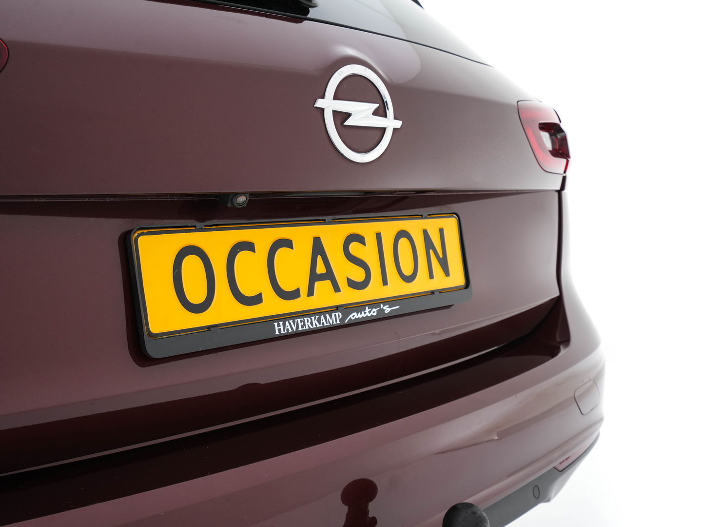 Opel Insignia Sports Tourer 2.0 CDTI Business Executive (INCL-BTW) Aut.*LUXURY-LEATHER | FULL-LED | NAVI-FULLMAP | BLIND-SPOT | DAB+ | HEATED-SPORTSEATS | ECC | CAMERA | LANE-ASSIST | SHIFT-PADDLES | PDC | PRIVACY-GLASS | CRUISE | 18''ALU*