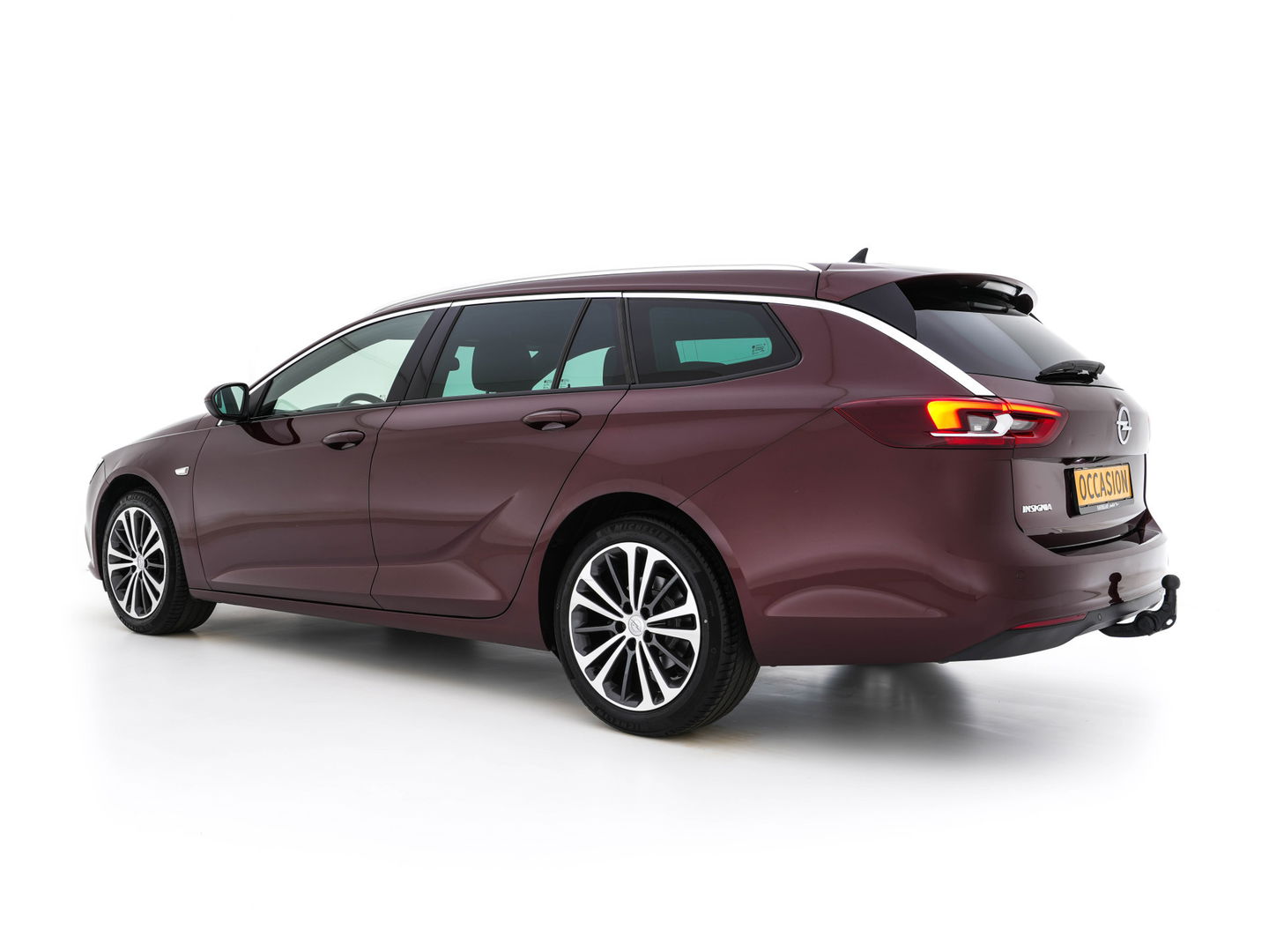 Opel Insignia Sports Tourer 2.0 CDTI Business Executive (INCL-BTW) Aut.*LUXURY-LEATHER | FULL-LED | NAVI-FULLMAP | BLIND-SPOT | DAB+ | HEATED-SPORTSEATS | ECC | CAMERA | LANE-ASSIST | SHIFT-PADDLES | PDC | PRIVACY-GLASS | CRUISE | 18''ALU*