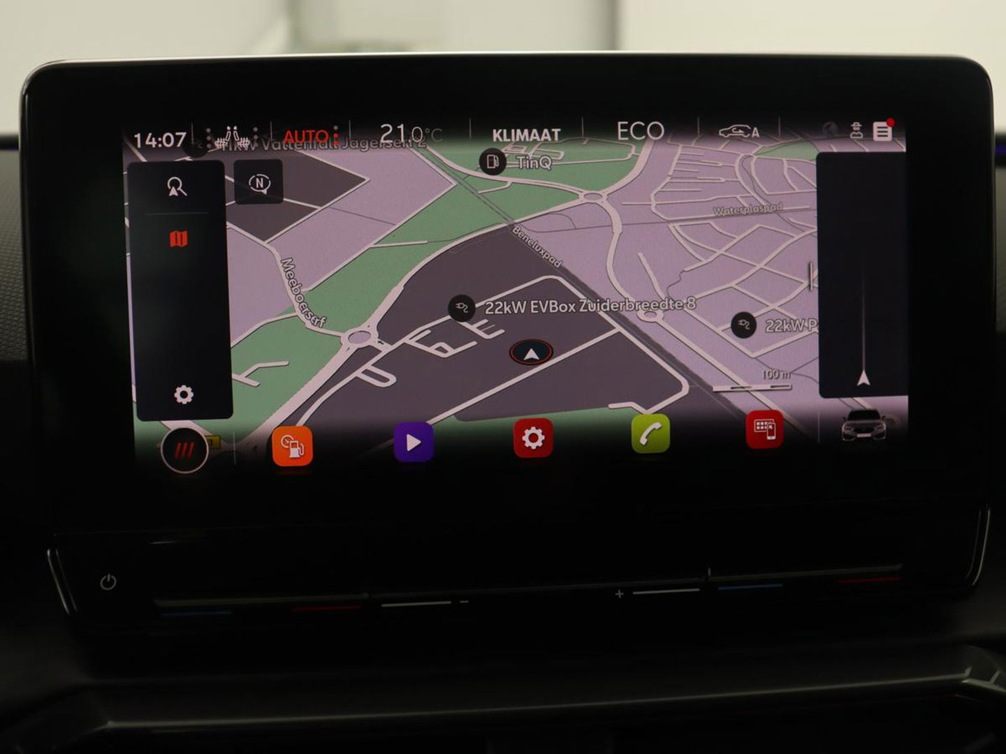 CUPRA Leon 1.4 e-Hybrid VZ | 245pk | Stoel & stuurverwarming | Adaptive cruise | Camera | Carplay | Navigatie | 19'' lichtmetalen velgen | Digital Cockpit | Sportstoelen | PHEV | Plug In