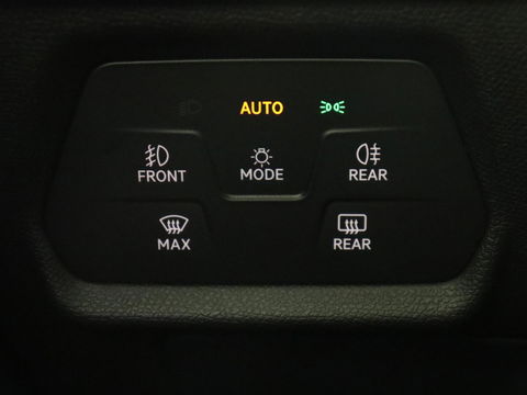 CUPRA Leon 1.4 e-Hybrid VZ | 245pk | Stoel & stuurverwarming | Adaptive cruise | Camera | Carplay | Navigatie | 19'' lichtmetalen velgen | Digital Cockpit | Sportstoelen | PHEV | Plug In