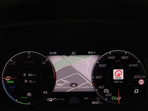 CUPRA Leon 1.4 e-Hybrid VZ | 245pk | Stoel & stuurverwarming | Adaptive cruise | Camera | Carplay | Navigatie | 19'' lichtmetalen velgen | Digital Cockpit | Sportstoelen | PHEV | Plug In
