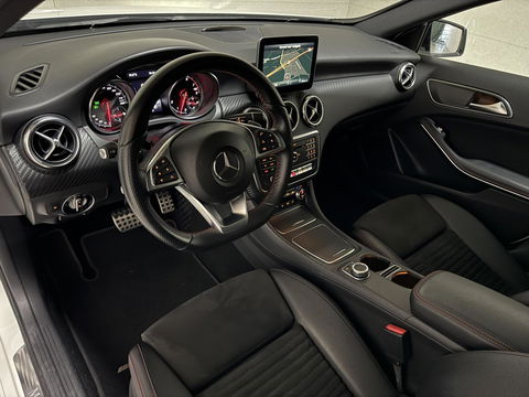 Mercedes-Benz A-Klasse 200 AMG Night Pano Navi Cruise Camera NAP