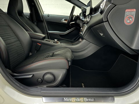Mercedes-Benz A-Klasse 200 AMG Night Pano Navi Cruise Camera NAP