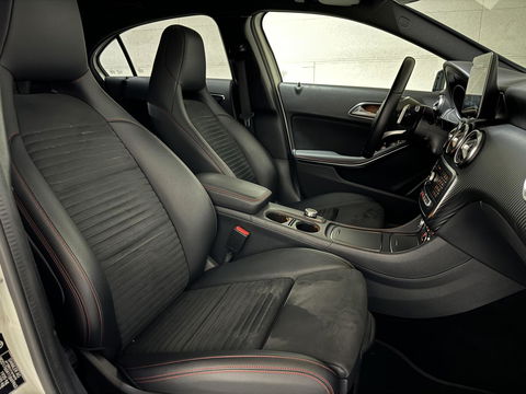 Mercedes-Benz A-Klasse 200 AMG Night Pano Navi Cruise Camera NAP