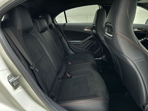 Mercedes-Benz A-Klasse 200 AMG Night Pano Navi Cruise Camera NAP