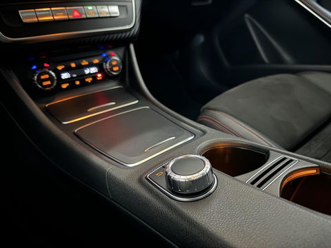 Mercedes-Benz A-Klasse 200 AMG Night Pano Navi Cruise Camera NAP
