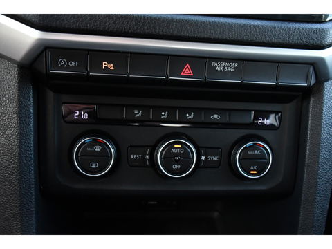 Volkswagen Amarok 3.0 TDI 4Motion DC Aventura Camera, Cruise, Carplay, 259pk, Stoelverwarming, Clima, Leder, LED, Automaat, 4x4, Uniek!