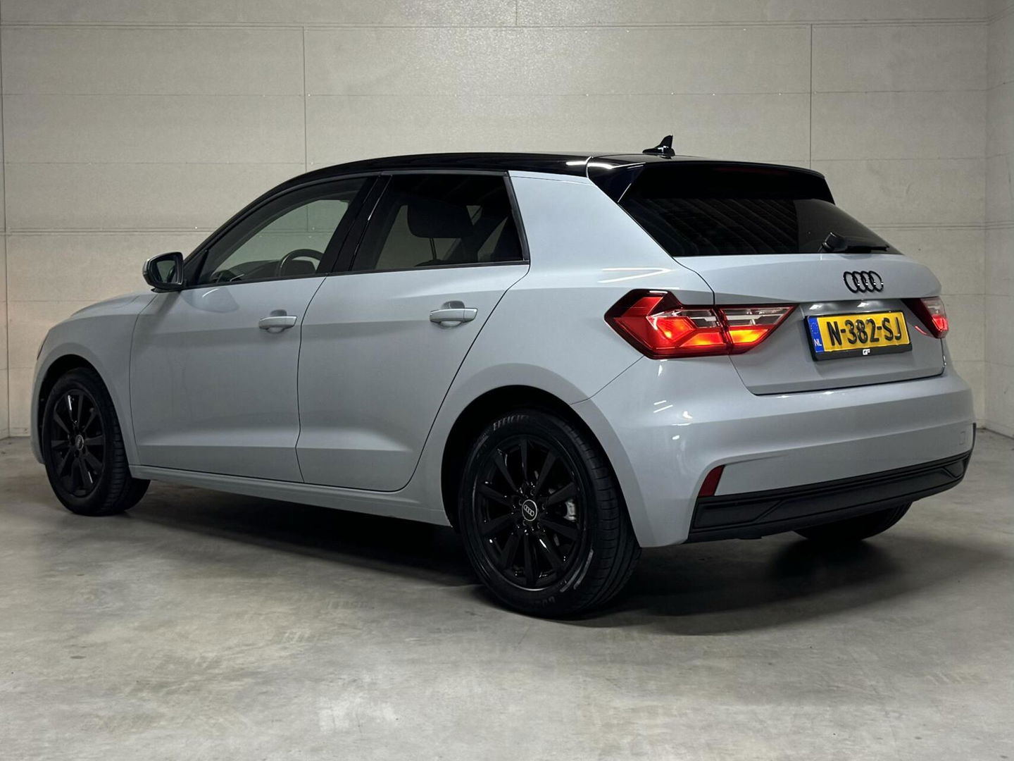 Audi A1 Sportback 30 TFSI Black Edition Virtual Carplay Cruise NAP