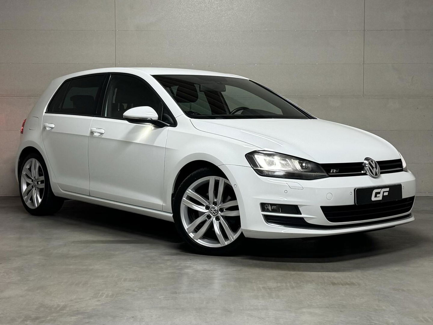 Volkswagen Golf 1.4 TSI Highline R-Line Navi Cruise PDC Led