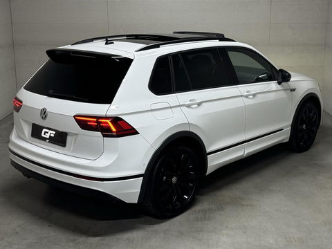 Volkswagen Tiguan 1.5 TSI R-Line Black Edition Pano Virtual Carplay NAP
