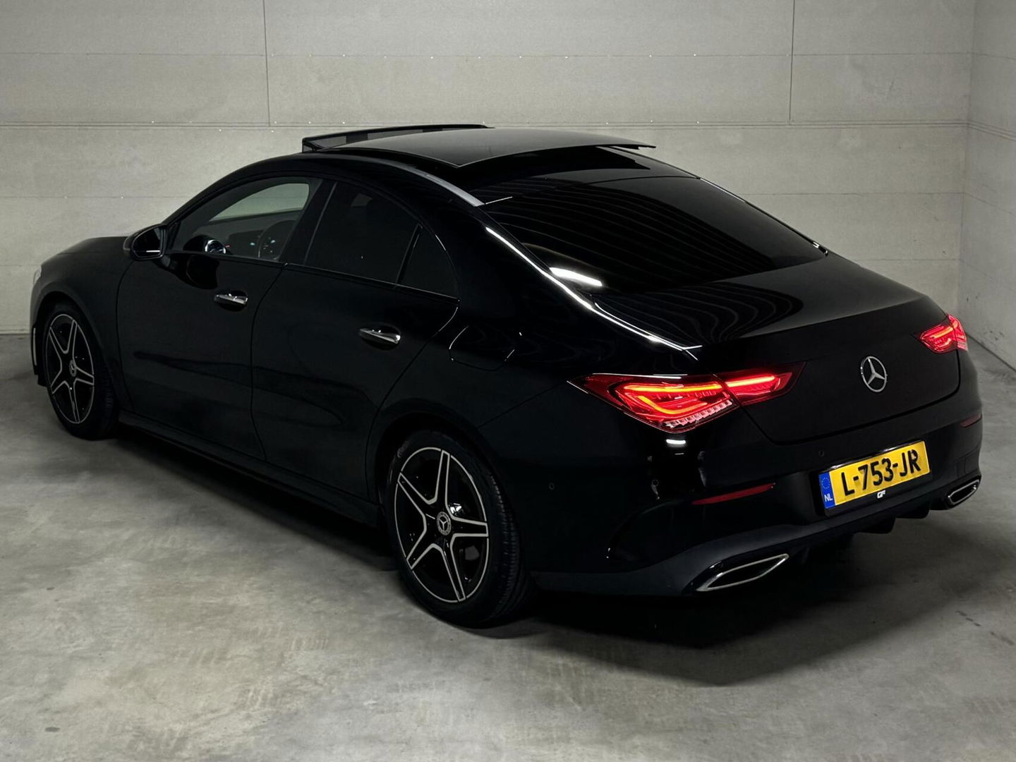 Mercedes-Benz CLA AMG Pano Sfeer CarPlay Memory NAP