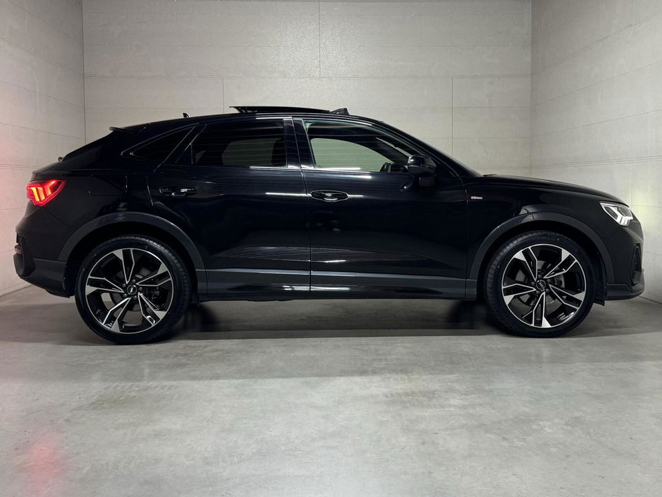 Audi Q3 Sportback 35 TFSI S-Line Black Edition Pano Virtual Carplay