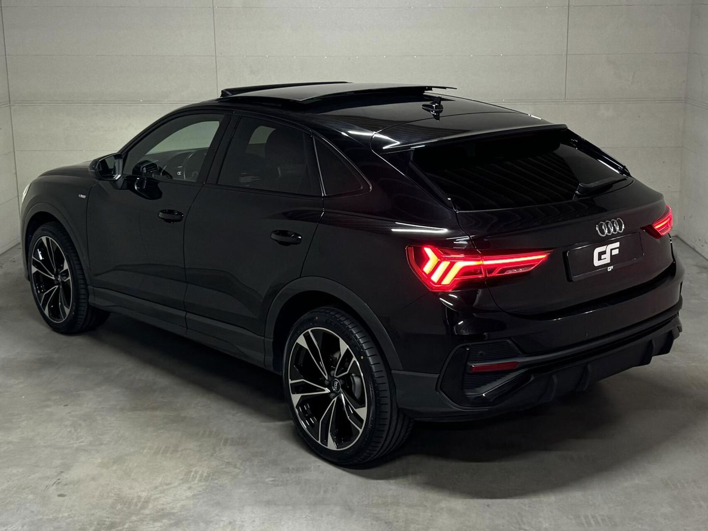 Audi Q3 Sportback 35 TFSI S-Line Black Edition Pano Virtual Carplay