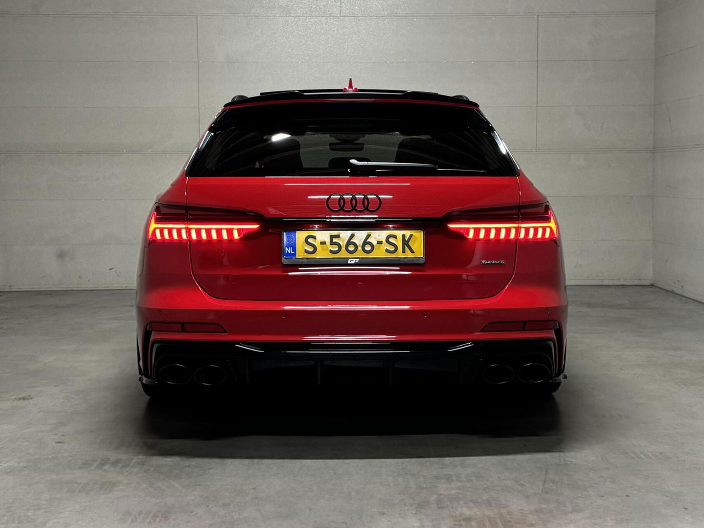 Audi A6 Avant 55 TFSI V6T Quattro S-Line Pano B&O Luchtv Sfeer NAP