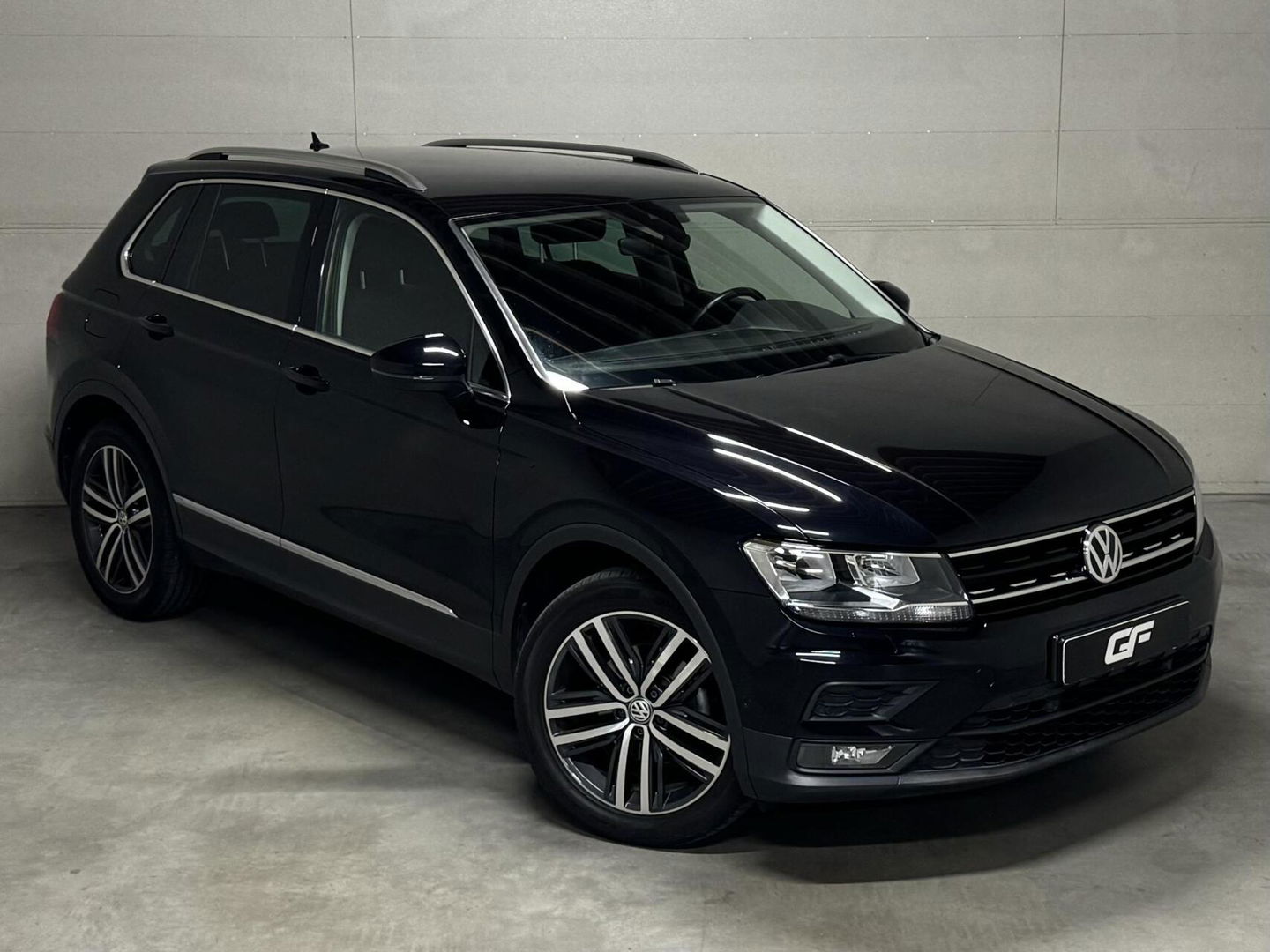 Volkswagen Tiguan 1.4 TSI ACT Carplay ACC Stoelver. Camera Trekh.