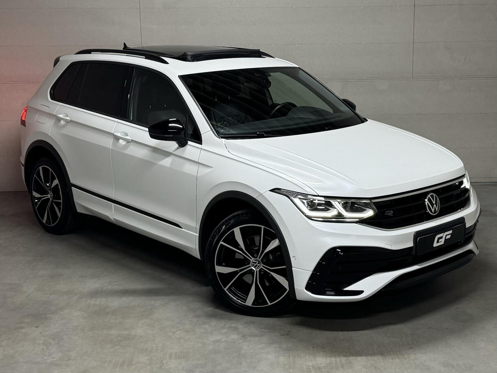 Volkswagen Tiguan 1.4 TSI eHybrid R-Line Black Style Pano HUD 360º Carplay