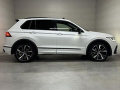 Volkswagen Tiguan 1.4 TSI eHybrid R-Line Black Style Pano HUD 360º Carplay