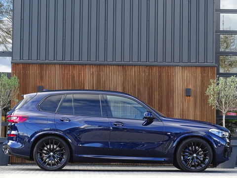 BMW X5 45e 394PK X-Drive / Carbon / M-Perf. M-Sport / HK / Laser