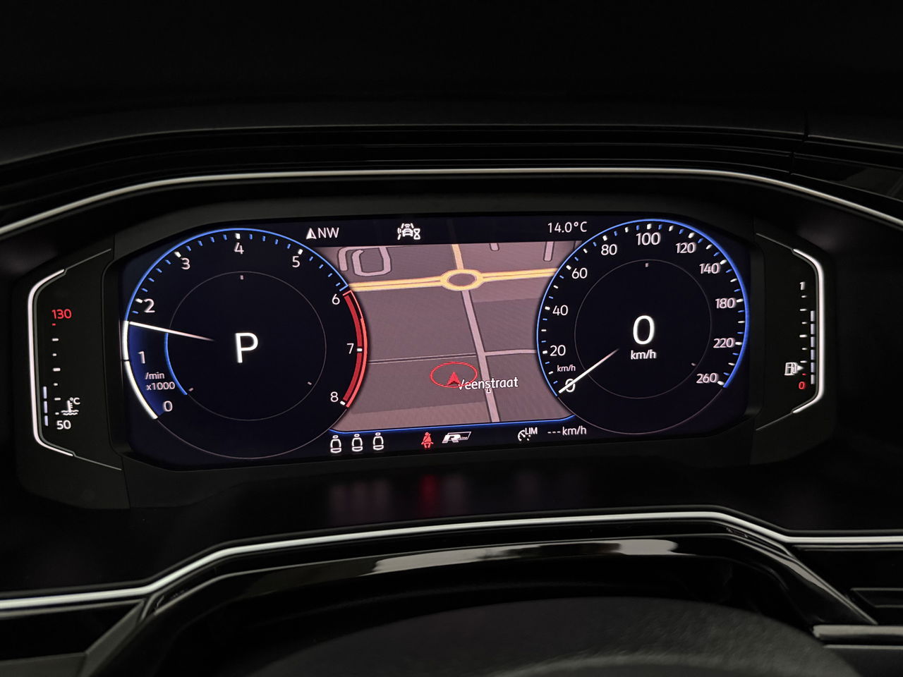 Volkswagen Polo 1.0 TSI R-line | Pano | Carplay | Virtual | LED | Climate | Cruise | Stoelverw.