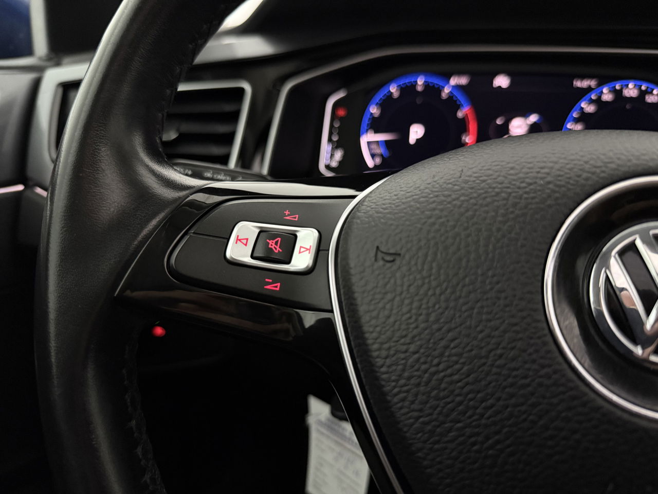 Volkswagen Polo 1.0 TSI R-line | Pano | Carplay | Virtual | LED | Climate | Cruise | Stoelverw.