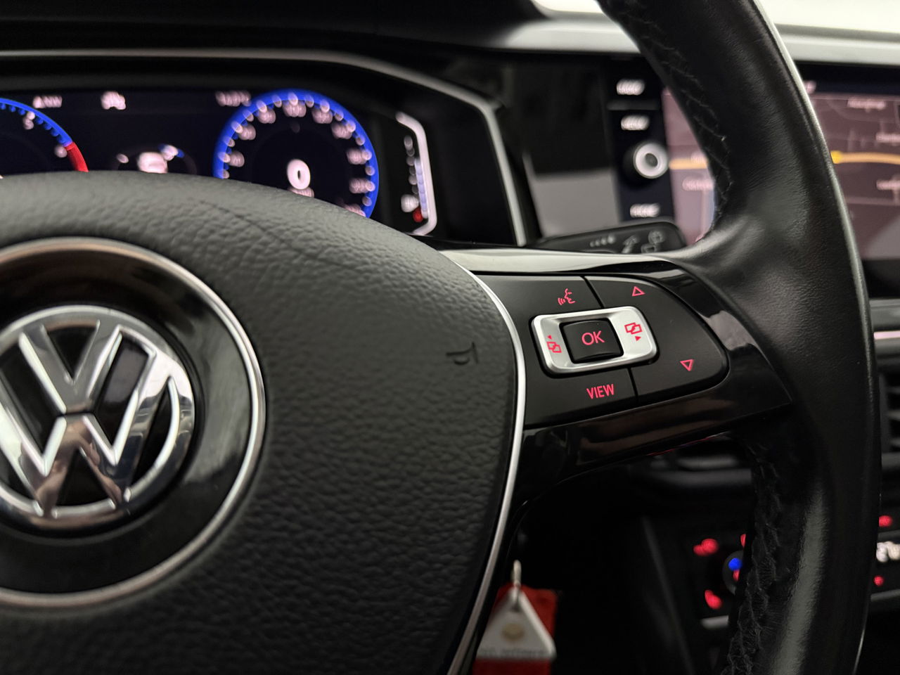 Volkswagen Polo 1.0 TSI R-line | Pano | Carplay | Virtual | LED | Climate | Cruise | Stoelverw.