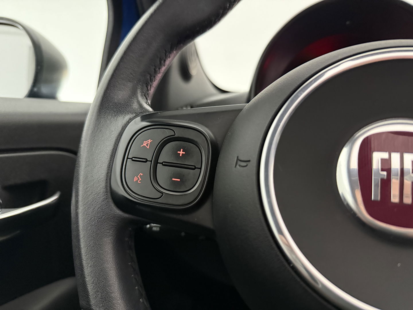 Fiat 500 1.0 Hybrid Sport | Pano | Navigatie | Carplay | Cruise | LED | Parkeersens. | NAP