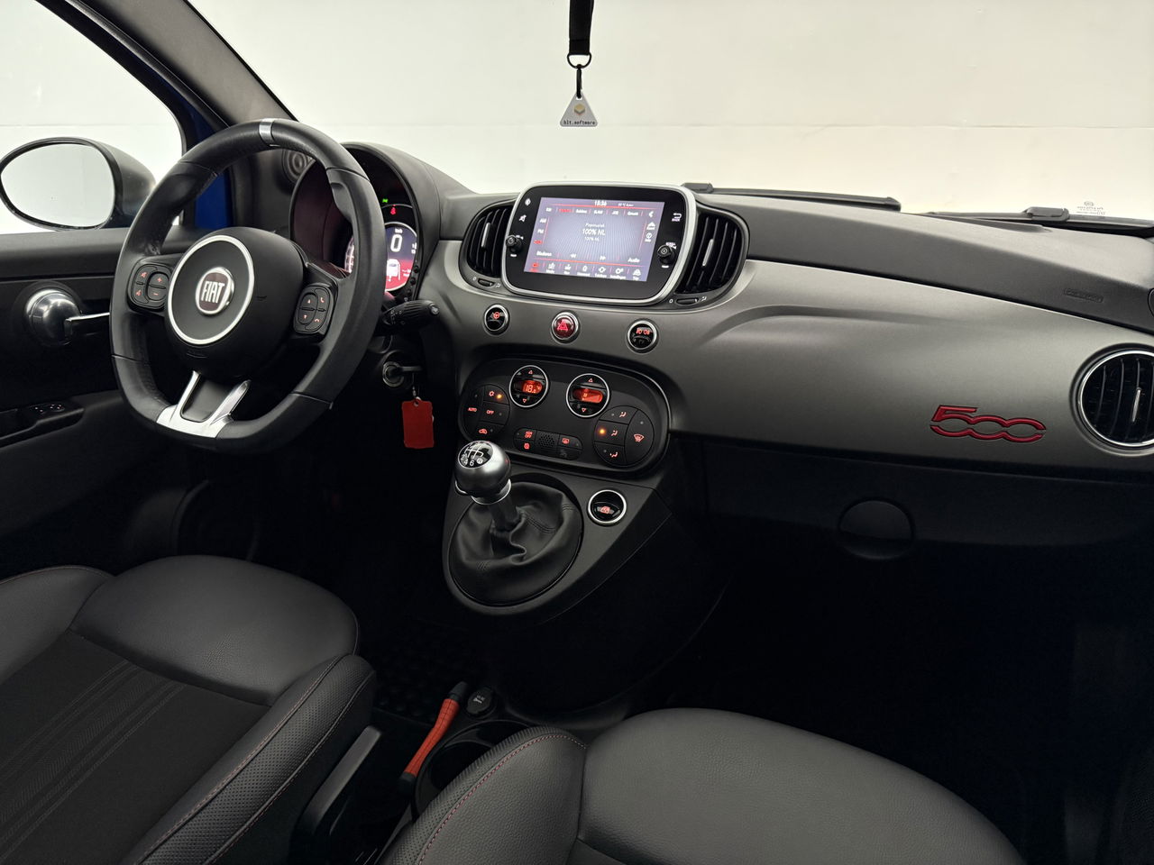 Fiat 500 1.0 Hybrid Sport | Pano | Navigatie | LED | Airco | Cruise | Parkeersens.