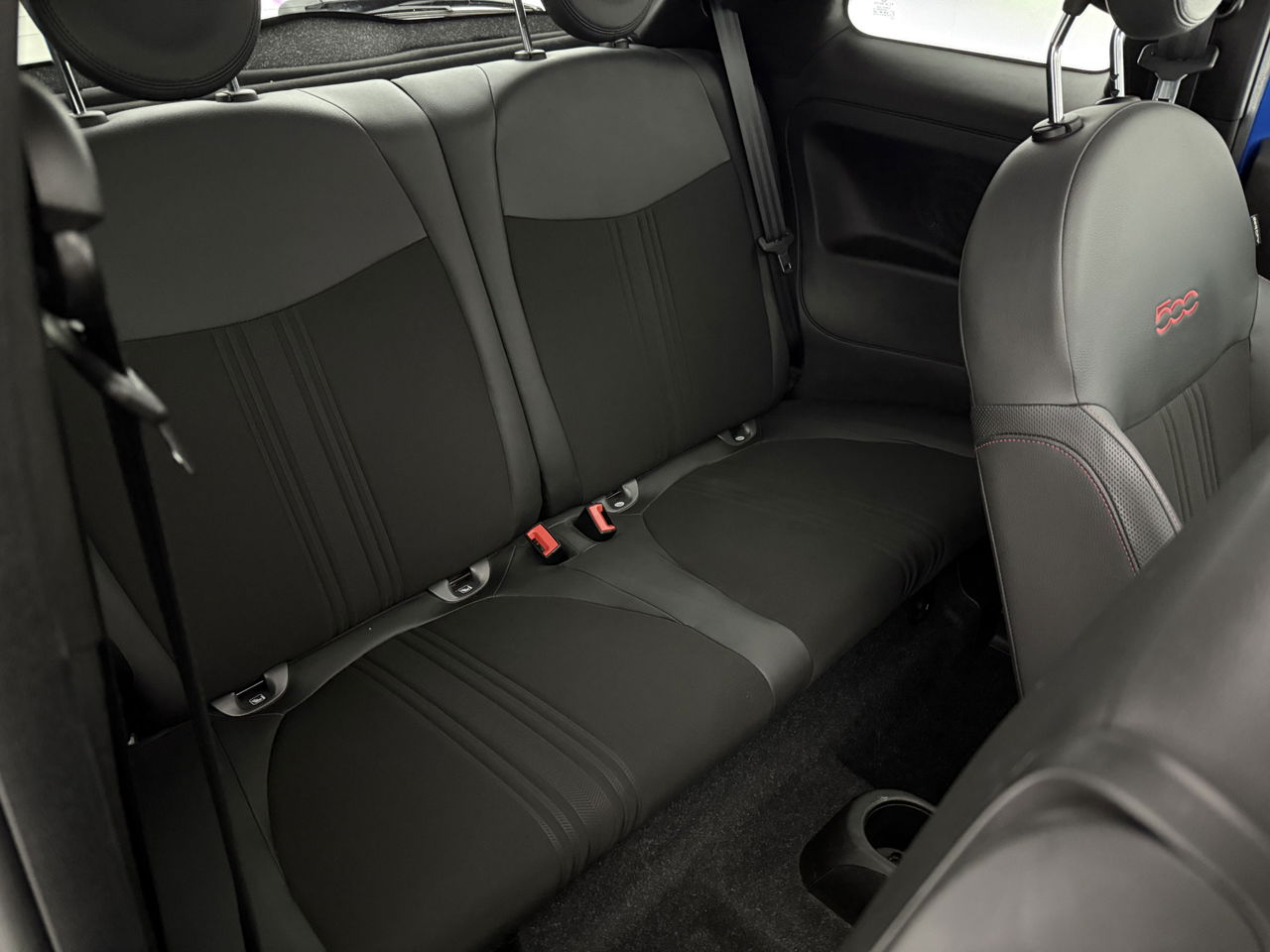Fiat 500 1.0 Hybrid Sport | Pano | Navigatie | LED | Airco | Cruise | Parkeersens.