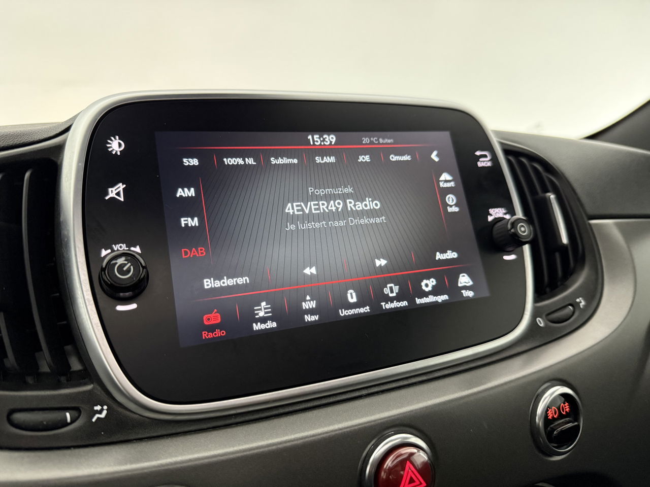 Fiat 500 1.0 Hybrid Sport | Pano | Navigatie | LED | Airco | Cruise | Parkeersens.