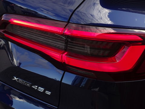 BMW X5 45e 394PK X-Drive / Carbon / M-Perf. M-Sport / HK / Laser