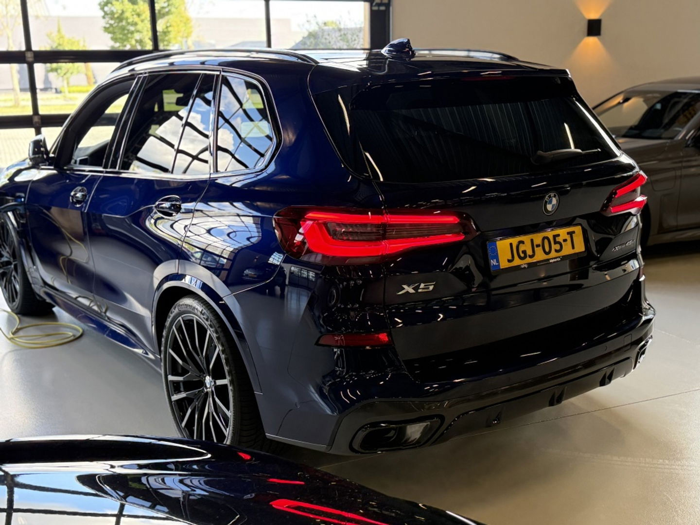 BMW X5 45e 394PK X-Drive / Carbon / M-Perf. M-Sport / HK / Laser