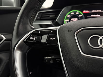 Audi e-tron 50 Quattro plus 71 kWh 313PK | SOH: 88% | Pano | Virtual | LED | Carplay | Adaptive Cruise | Parkeersens.
