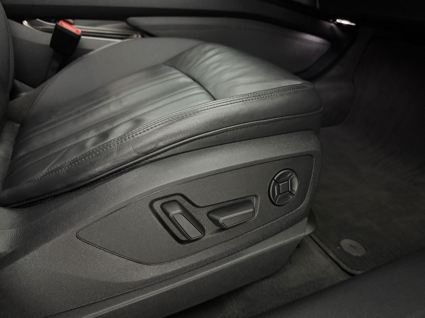 Audi e-tron 50 Quattro plus 71 kWh 313PK | SOH: 88% | Pano | Virtual | Memory | Carplay | Adaptive Cruise | LED