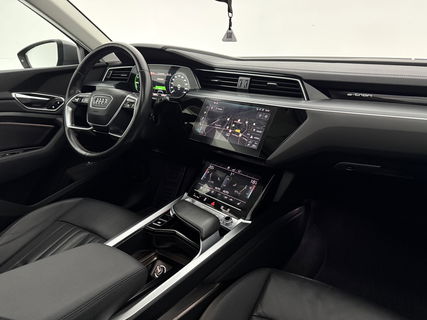 Audi e-tron 50 Quattro plus 71 kWh 313PK | SOH: 88% | Pano | Virtual | LED | Carplay | Adaptive Cruise | Parkeersens.