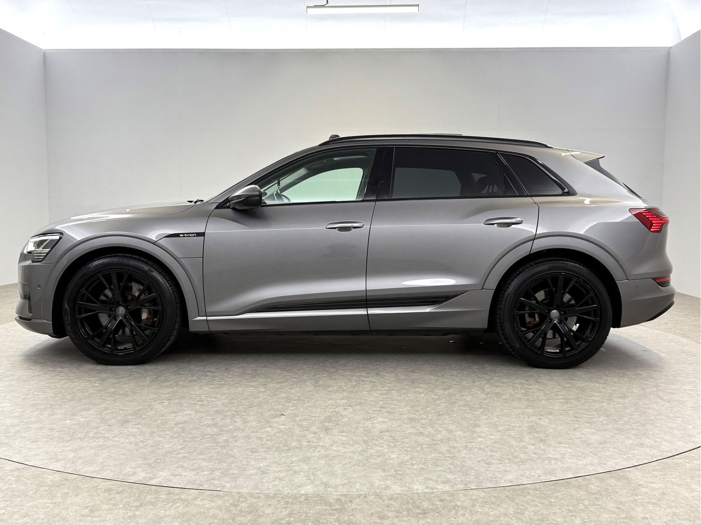 Audi e-tron 50 Quattro plus 71 kWh 313PK | SOH: 88% | Pano | Virtual | Memory | Carplay | Adaptive Cruise | LED