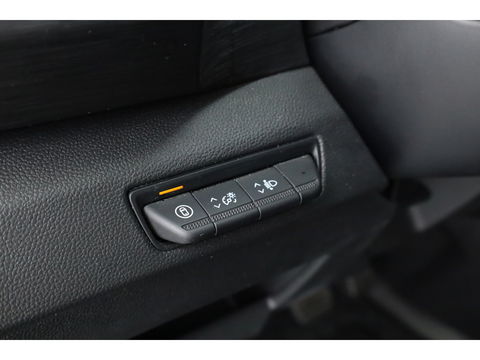 Renault Trafic 2.0 Blue dCi 130pk L2H1 Advance Dubb. Cab. | Trekhaak | Cruise | Apple CarPlay