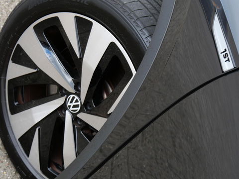 Volkswagen ID.4 1ST 77 kWh CAMERA/ KEYLESS/ WEGKL. TREKHAAK