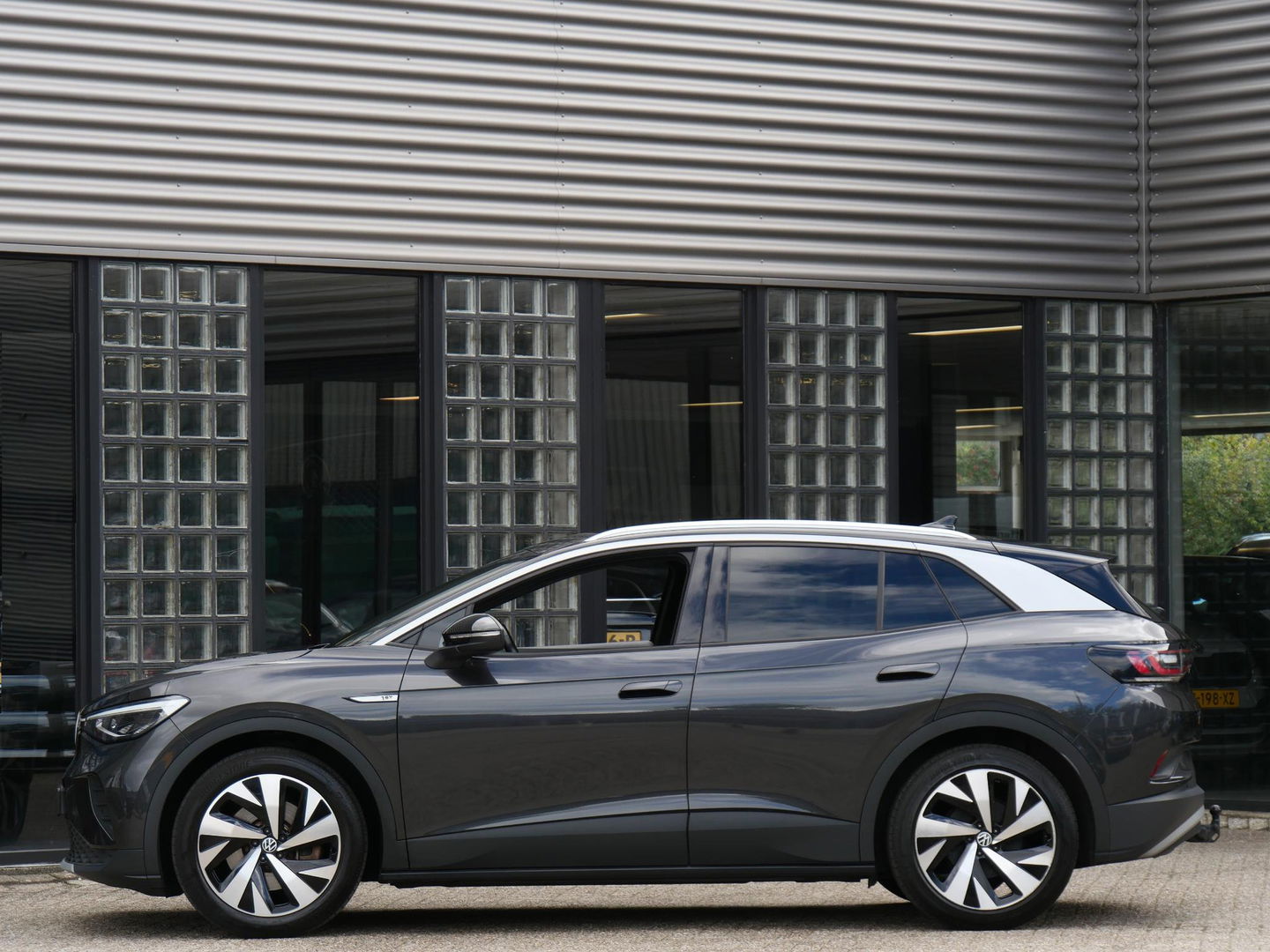 Volkswagen ID.4 1ST 77 kWh CAMERA/ KEYLESS/ WEGKL. TREKHAAK