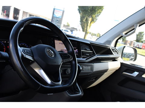 Volkswagen Transporter 2.0 TDI L2H1 32 Bulli Virtual, Adaptieve Cruise, LED, Carplay, Automaat, NAVI, Trekhaak, Sensoren, Uniek!