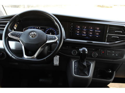 Volkswagen Transporter 2.0 TDI L2H1 30 DC Bulli Virtual, Adaptieve Cruise, 199PK, LED, Electrische deur, Stoelverwarming, Trekhaak, Uniek!
