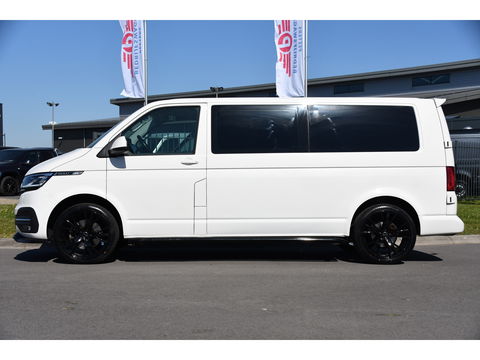 Volkswagen Transporter 2.0 TDI L2H1 30 DC Bulli Virtual, Adaptieve Cruise, 199PK, LED, Electrische deur, Stoelverwarming, Trekhaak, Uniek!