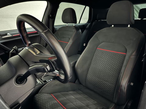 Volkswagen Golf 2.0 TSI GTI Performance Pano Virtual Sfeer Trekh.