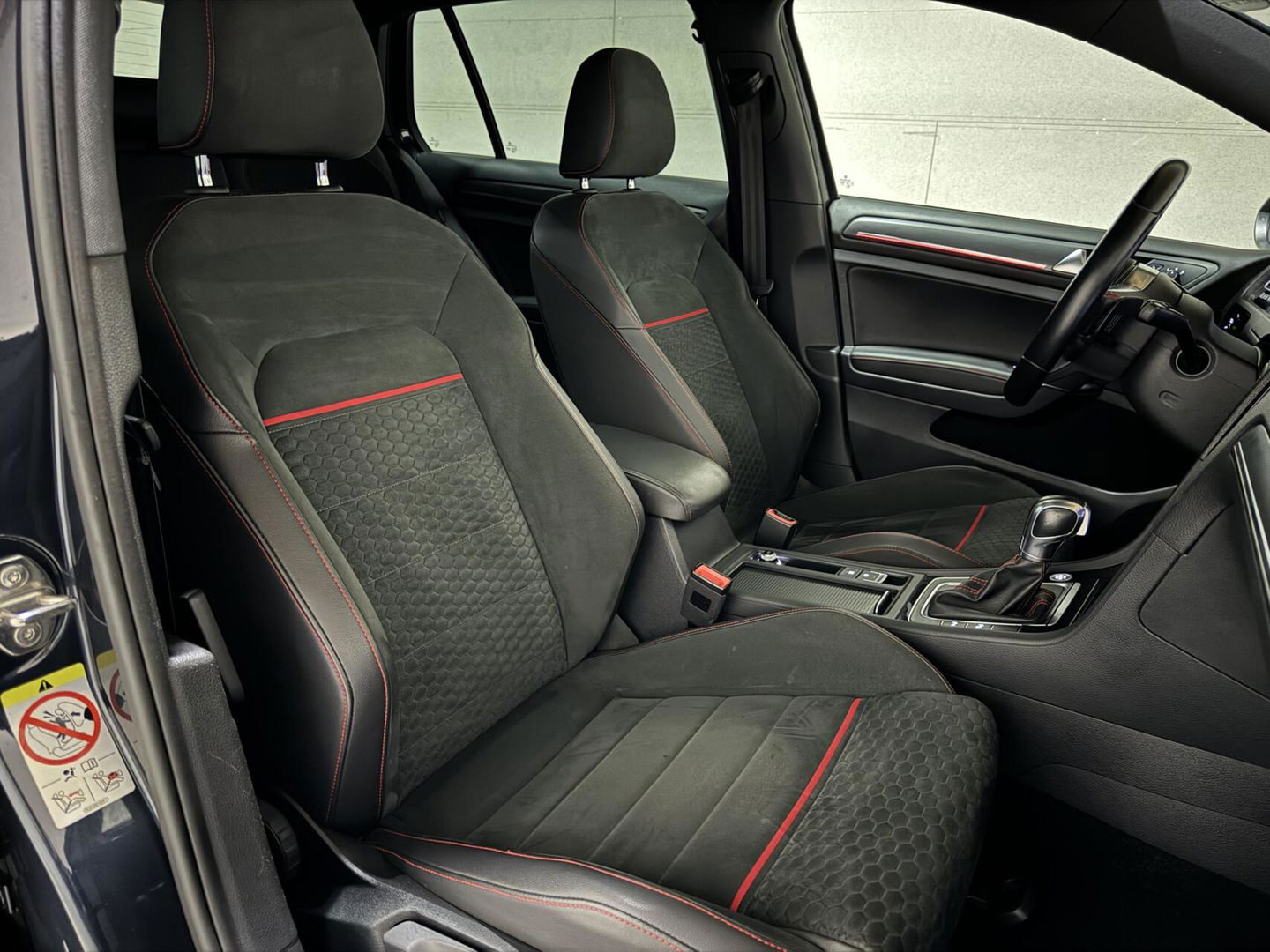 Volkswagen Golf 2.0 TSI GTI Performance Pano Virtual Sfeer Trekh.