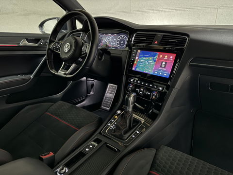 Volkswagen Golf 2.0 TSI GTI Performance Pano Virtual Sfeer Trekh.