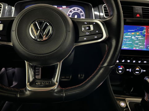 Volkswagen Golf 2.0 TSI GTI Performance Pano Virtual Sfeer Trekh.